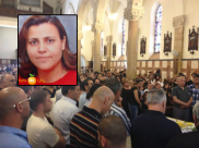  بالصور: جموع غفيرة تشارك في تشييع جثمان السيدة اوديت مرجية في يافا